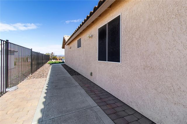 2418 Juneberry Circle, Bullhead City, AZ 86442