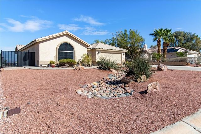 2418 Juneberry Circle, Bullhead City, AZ 86442