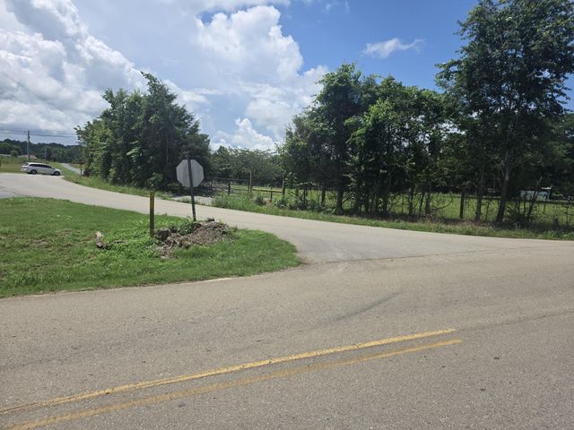 8373 Carthage HWY, Lebanon, TN 37087