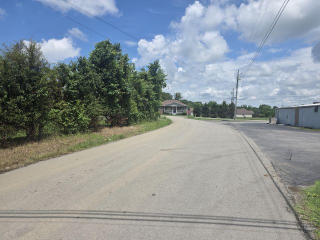 8373 Carthage HWY, Lebanon, TN 37087