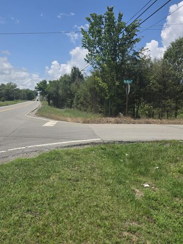 8373 Carthage HWY, Lebanon, TN 37087