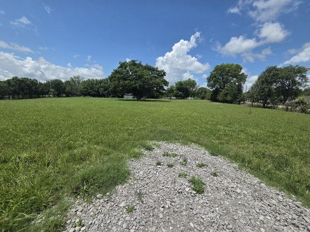 8373 Carthage HWY, Lebanon, TN 37087
