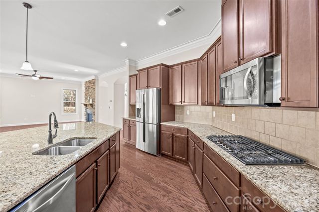 140 Bells Crossing Drive, Mooresville, NC 28117