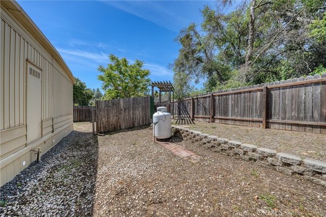 3393 5th, Clearlake, CA 95422