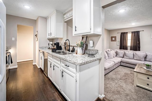 2214 View Street, Pasadena, TX 77502