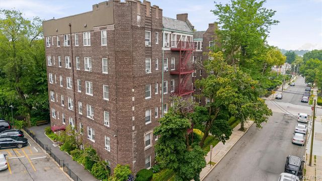19 William Street 2D, Mount Vernon, NY 10552