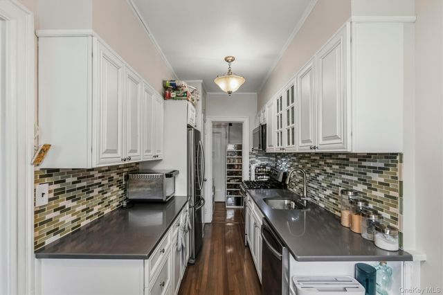 19 William Street 2D, Mount Vernon, NY 10552