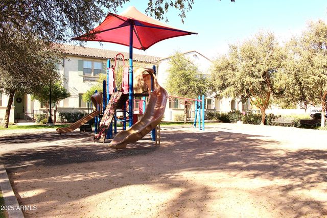 2625 S PEPPERTREE Drive 104, Gilbert, AZ 85295