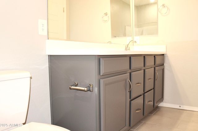 2625 S PEPPERTREE Drive 104, Gilbert, AZ 85295