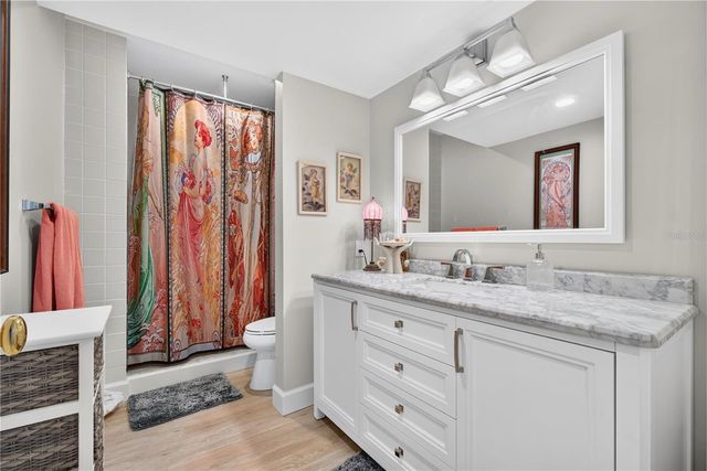 736 ISLAND WAY 1202, Clearwater Beach, FL 33767