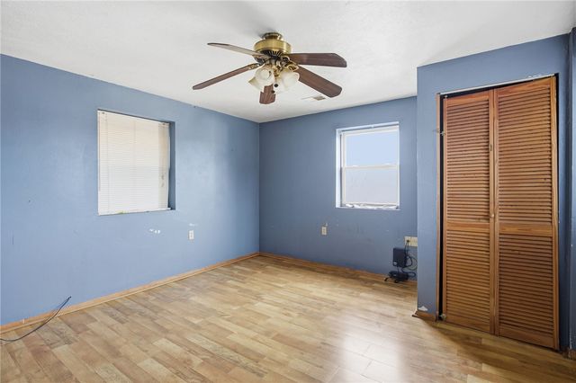 1450 Fleming Ave, Mckees Rocks, PA 15136