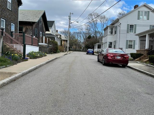 11 Braman Street 1, Newport, RI 02840