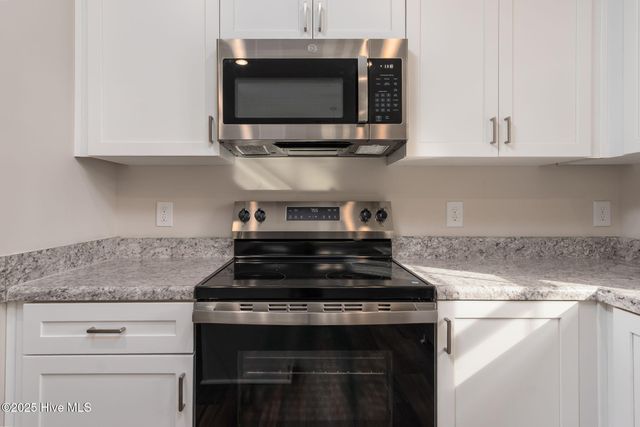 211 Brighttown Road, Maysville, NC 28555