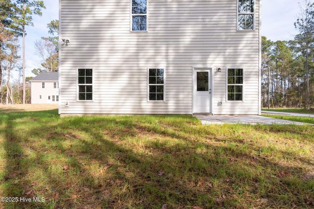 211 Brighttown Road, Maysville, NC 28555