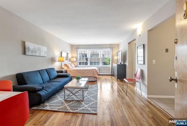 565 Grove Street 10, Clifton, NJ 07013