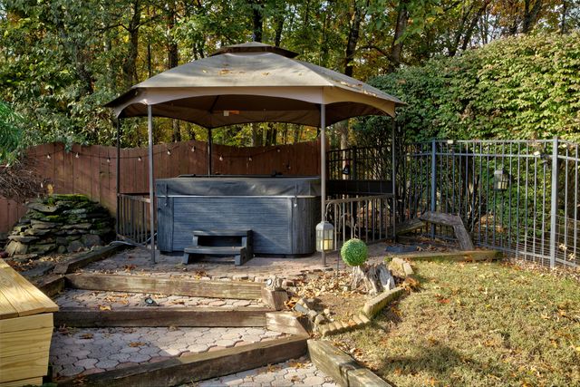 2600 Brown Ridge Lane, Hixson, TN 37343