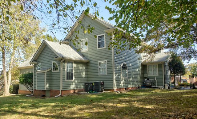 2600 Brown Ridge Lane, Hixson, TN 37343