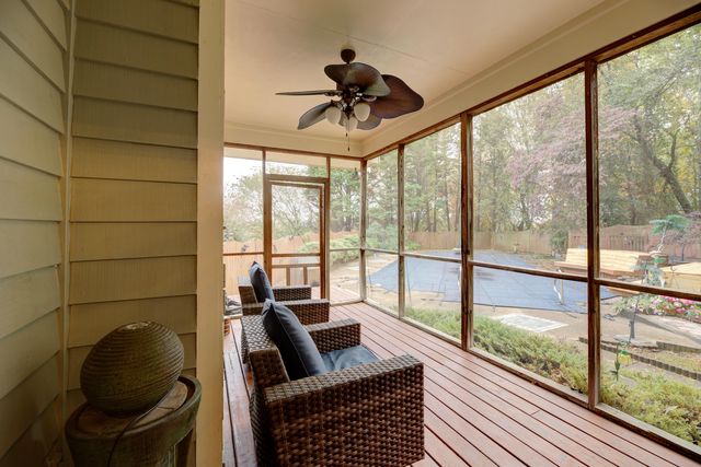 2600 Brown Ridge Lane, Hixson, TN 37343