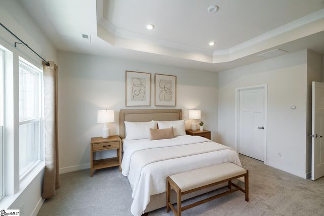 29 Rollins Avenue, Greenville, SC 29607