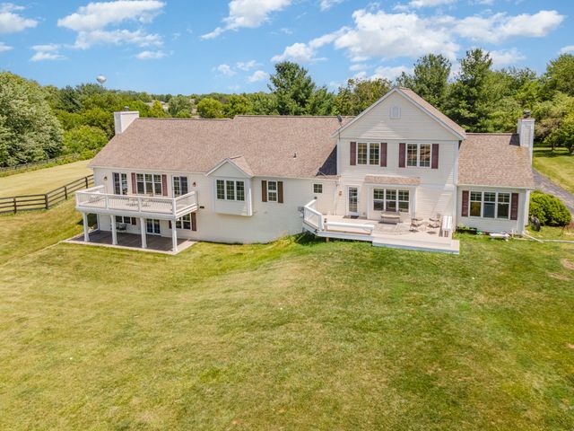 5284 Harvey Road, Caledonia, IL 61011