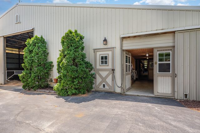 5284 Harvey Road, Caledonia, IL 61011