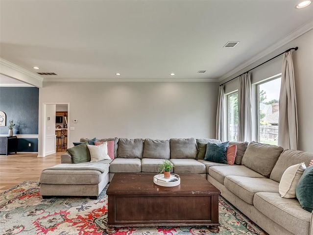 6225 Redbud Ridge Road, Oklahoma City, OK 73162