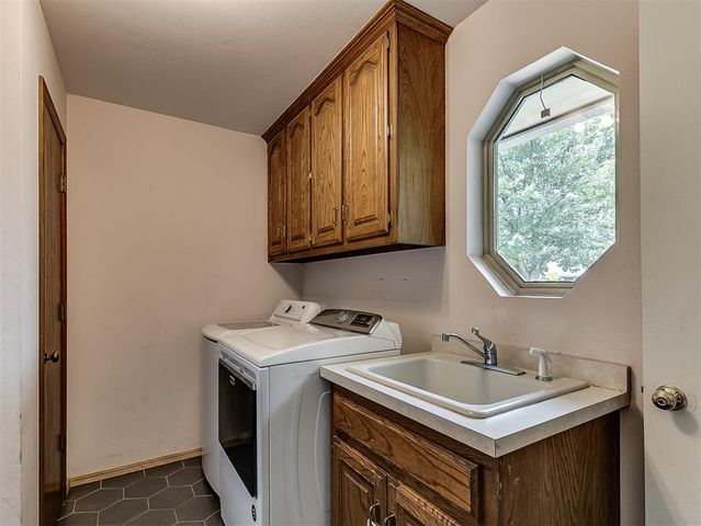 6225 Redbud Ridge Road, Oklahoma City, OK 73162