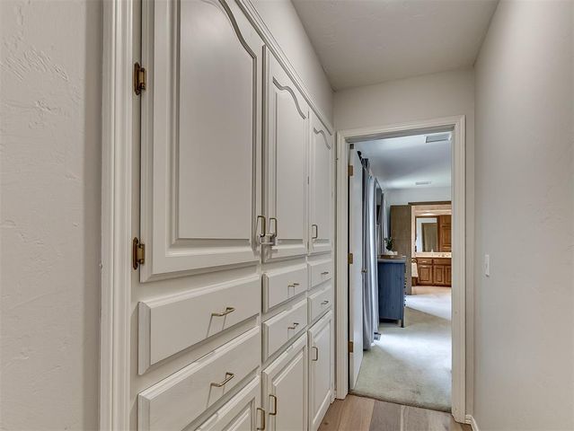 6225 Redbud Ridge Road, Oklahoma City, OK 73162