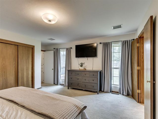 6225 Redbud Ridge Road, Oklahoma City, OK 73162