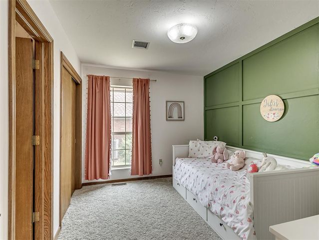6225 Redbud Ridge Road, Oklahoma City, OK 73162