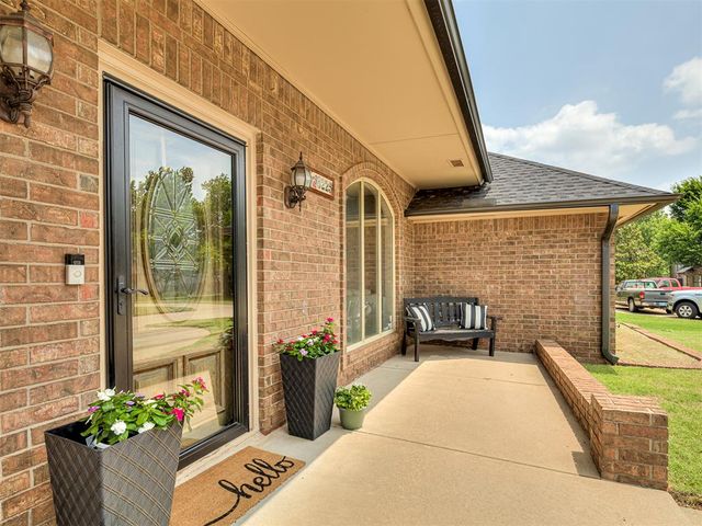 6225 Redbud Ridge Road, Oklahoma City, OK 73162