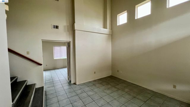 2149 Stormy Creek Ct, Stockton, CA 95206