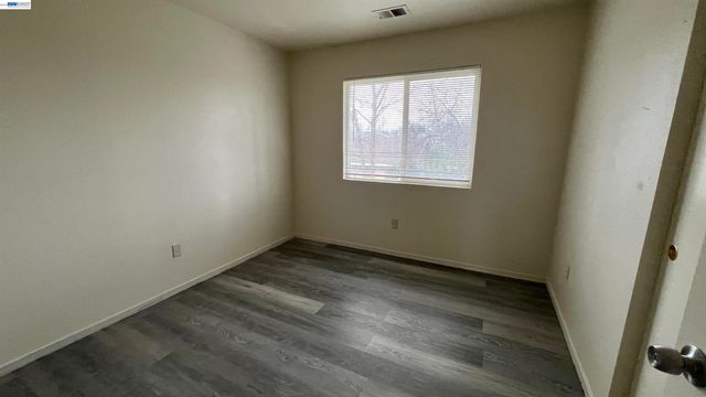 2149 Stormy Creek Ct, Stockton, CA 95206