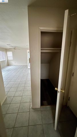 2149 Stormy Creek Ct, Stockton, CA 95206