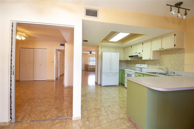 4742 AZALEA DRIVE 203, New Port Richey, FL 34652