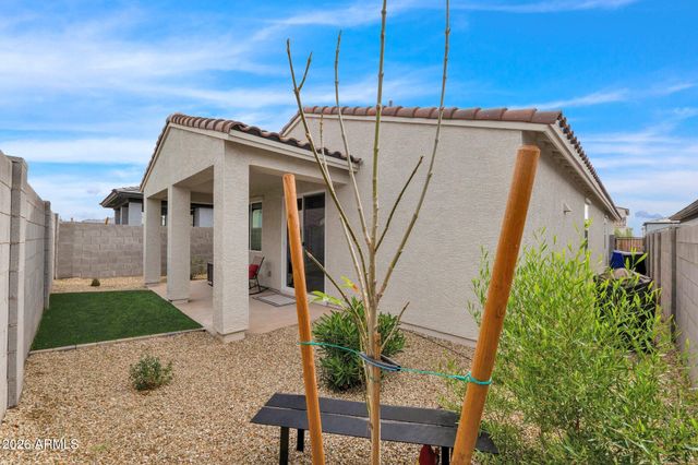 17382 W PARAISO Lane, Surprise, AZ 85387