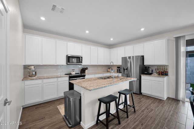 17382 W PARAISO Lane, Surprise, AZ 85387