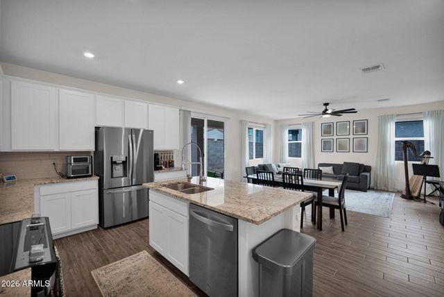 17382 W PARAISO Lane, Surprise, AZ 85387