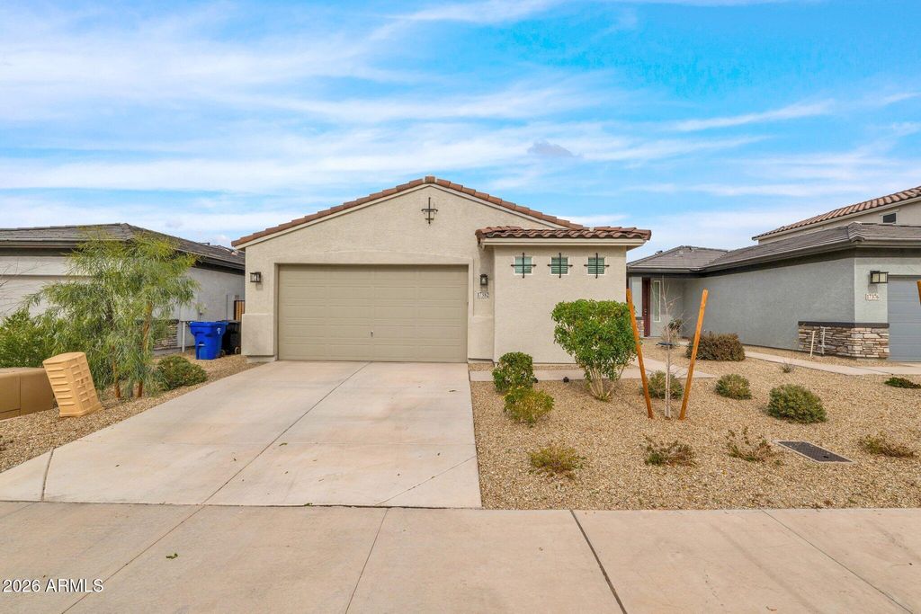 17382 W PARAISO Lane, Surprise, AZ 85387