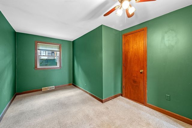 36 W Ayer St, Methuen, MA 01844