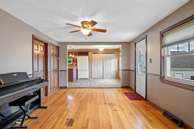 36 W Ayer St, Methuen, MA 01844