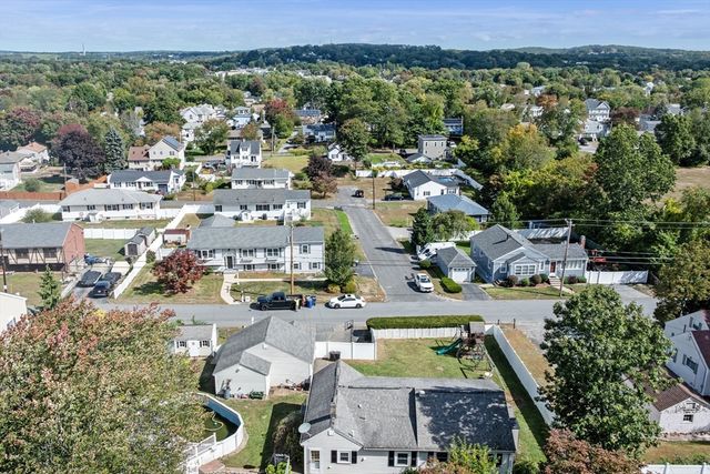 36 W Ayer St, Methuen, MA 01844