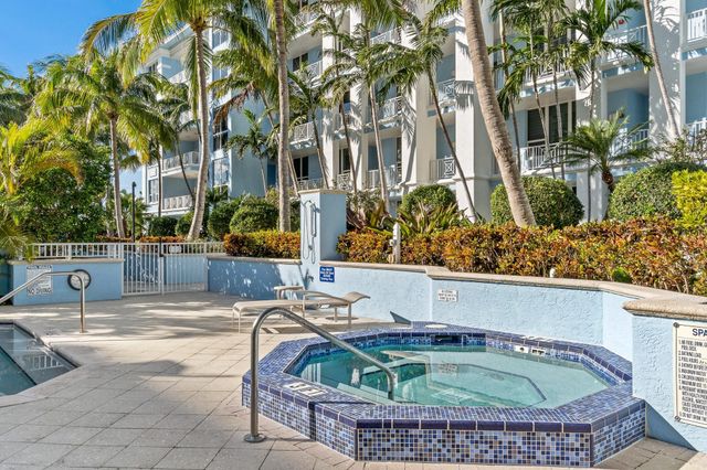 701 SE 21st Avenue 304, Deerfield Beach, FL 33441