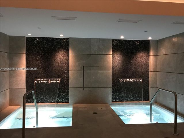 1010 Brickell Ave 4609, Miami, FL 33131