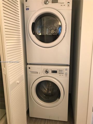 1010 Brickell Ave 4609, Miami, FL 33131