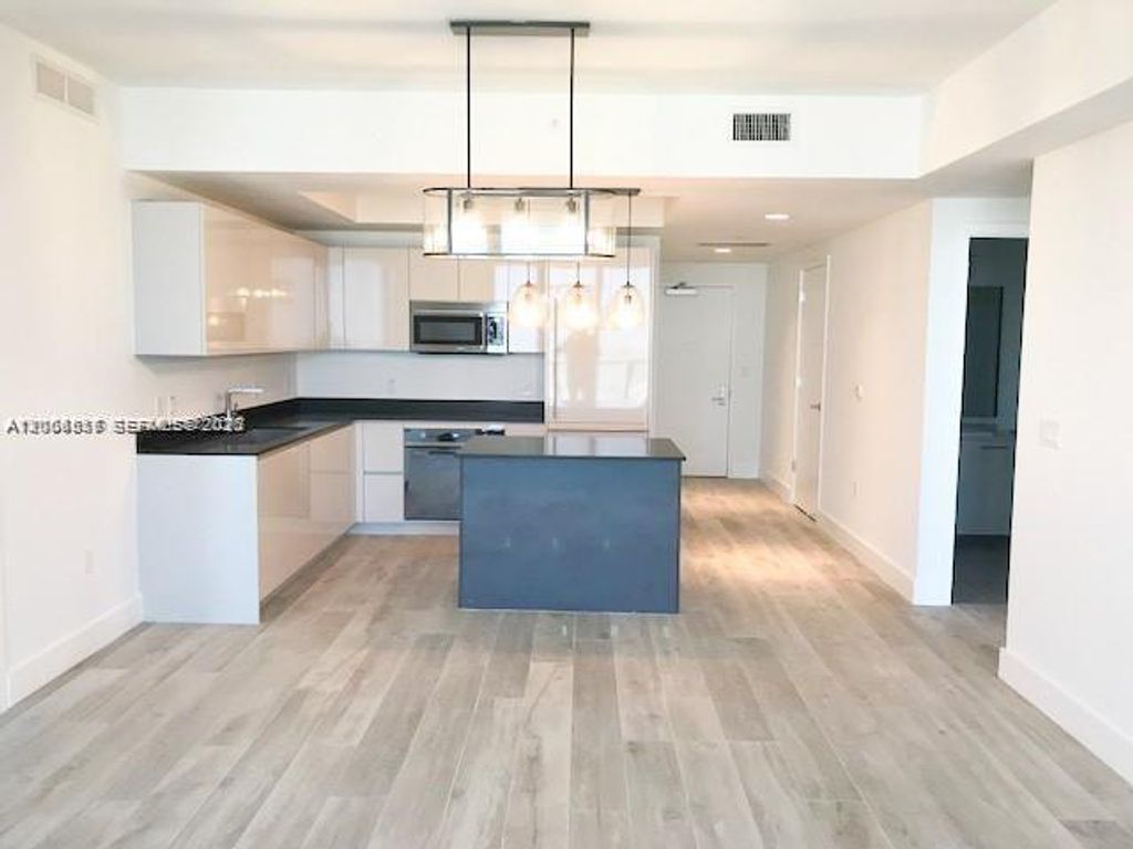 1010 Brickell Ave 4609, Miami, FL 33131