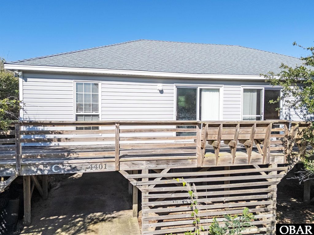 Image 15 of property listing at 4401 Ride Lane Lot 41, Kitty Hawk, NC 27949