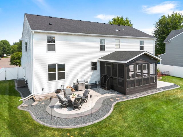 4455 Kady Avenue NE, Saint Michael, MN 55376