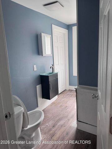 841 Baker Street, Lansing, MI 48910