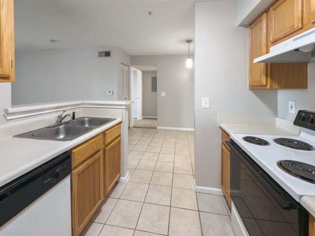 4009 Dancing Cloud Court 28, Destin, FL 32541